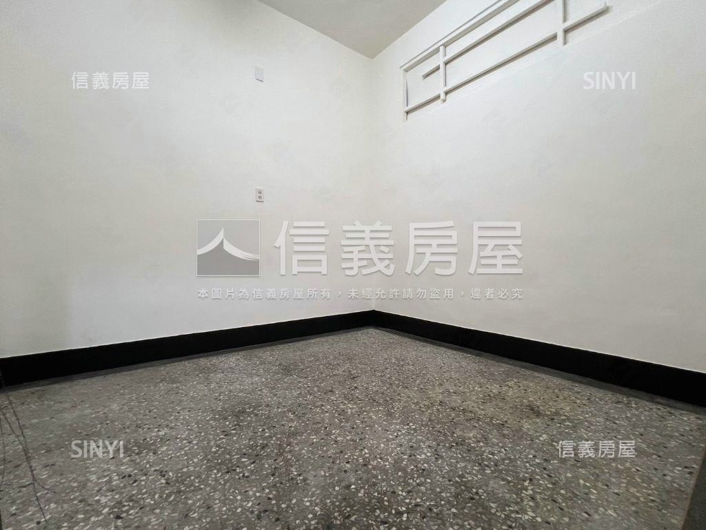近成大店面透天Ｂ房屋室內格局與周邊環境