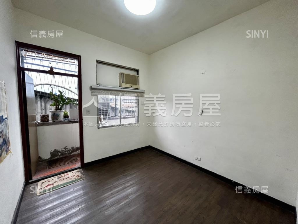 稀有公寓三房還有坡平車位房屋室內格局與周邊環境