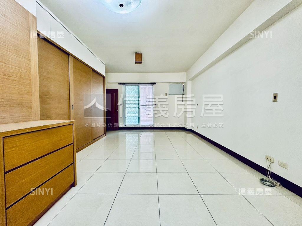 仁雄商圈成家優質首選透天房屋室內格局與周邊環境