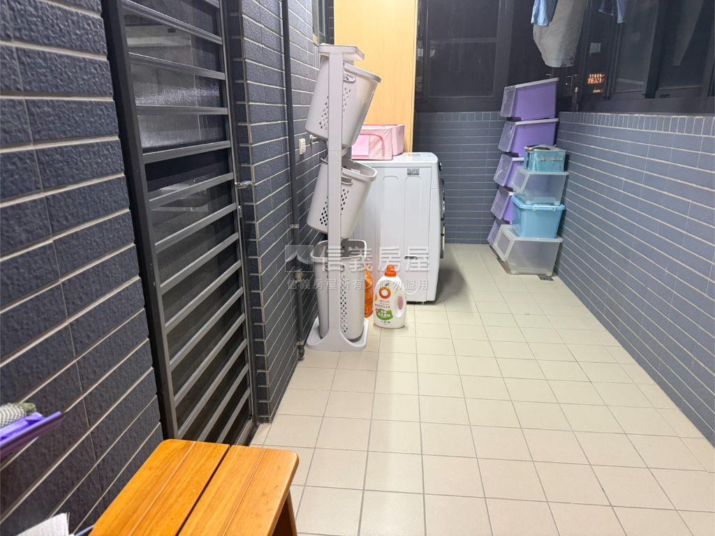 世紀鑫城高樓四房平車房屋室內格局與周邊環境