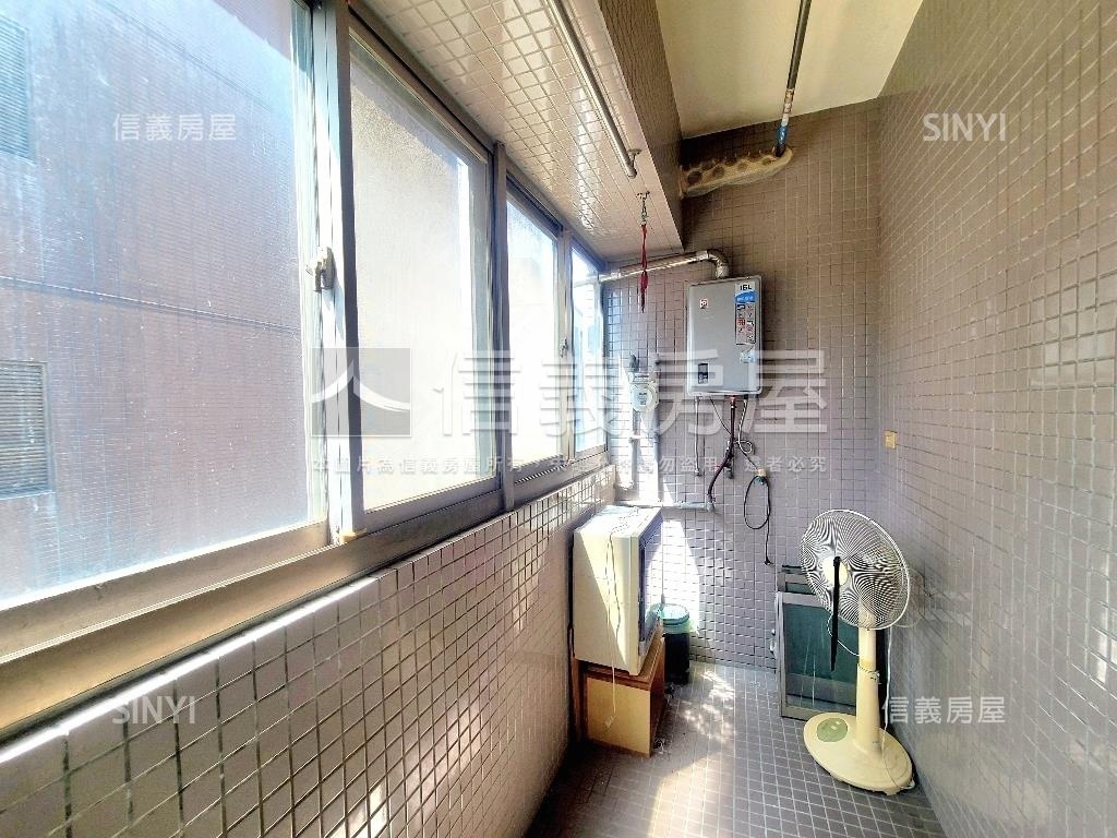 尊爵不凡．景觀四房車位房屋室內格局與周邊環境