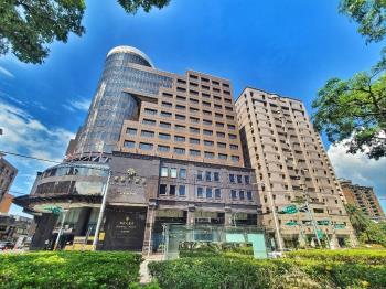 尊爵不凡．景觀四房車位