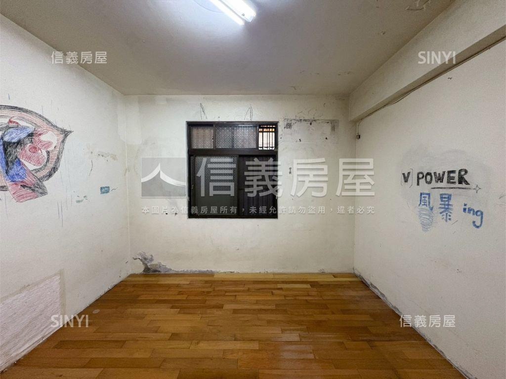 麟光捷運●雙門面住店皆可房屋室內格局與周邊環境