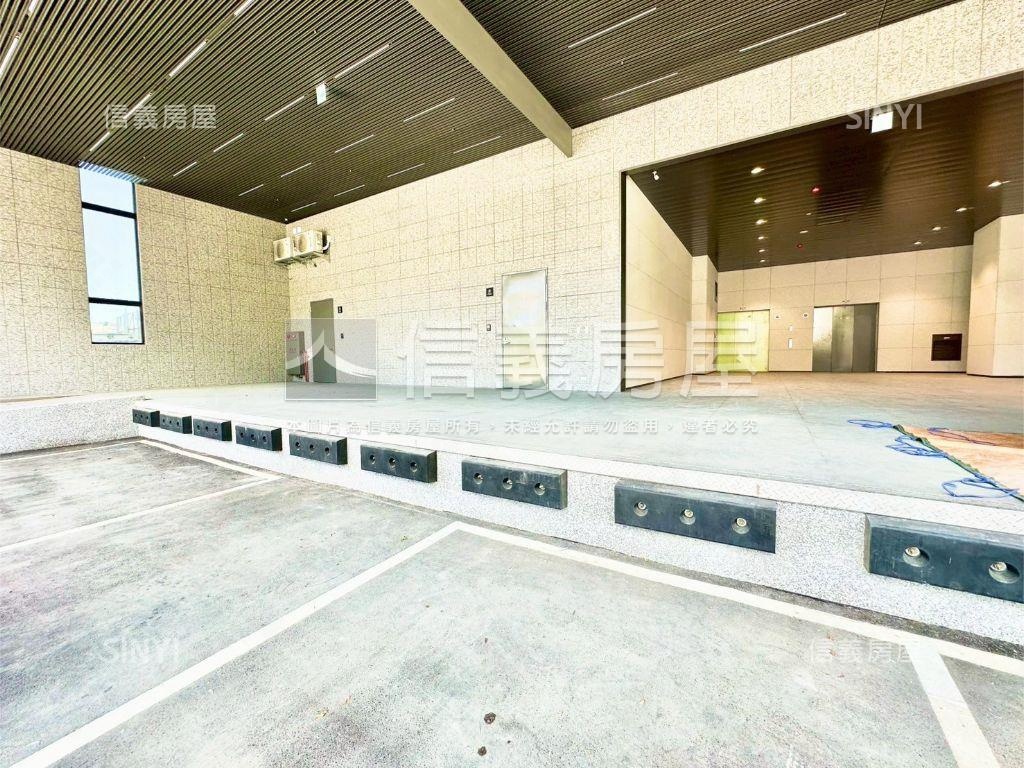 台灣智匯９樓美景商辦戶房屋室內格局與周邊環境