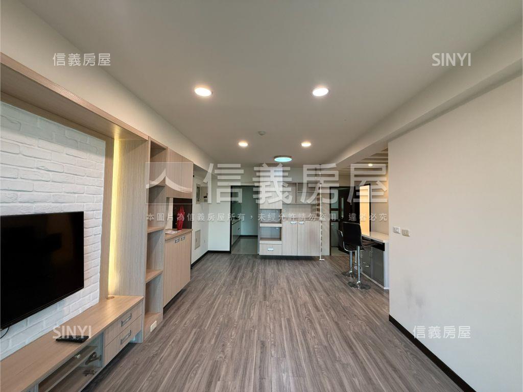 水岸之星美３房平車面學校房屋室內格局與周邊環境