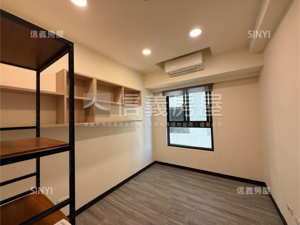 水岸之星美３房平車面學校房屋室內格局與周邊環境