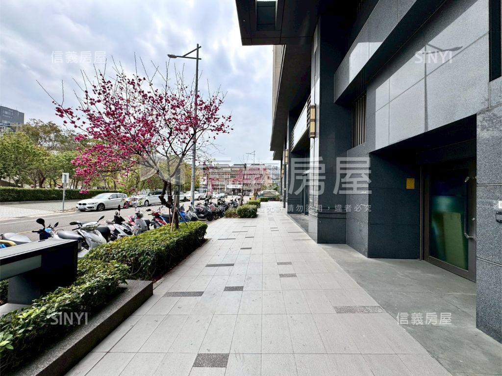 水岸之星美三房平車視野戶房屋室內格局與周邊環境