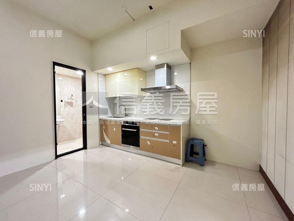 林維湖濱雙星雙平車金店面房屋室內格局與周邊環境