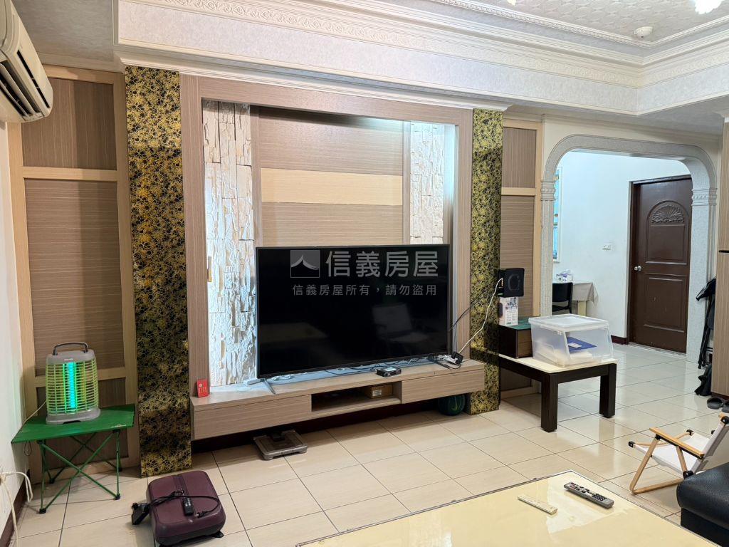 錦興旁－專任四房家庭宅房屋室內格局與周邊環境