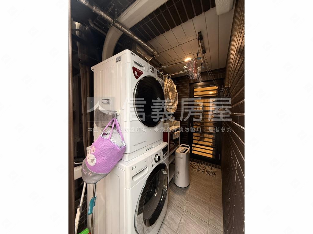 ＜喜砌＞兩房露臺戶配車位房屋室內格局與周邊環境