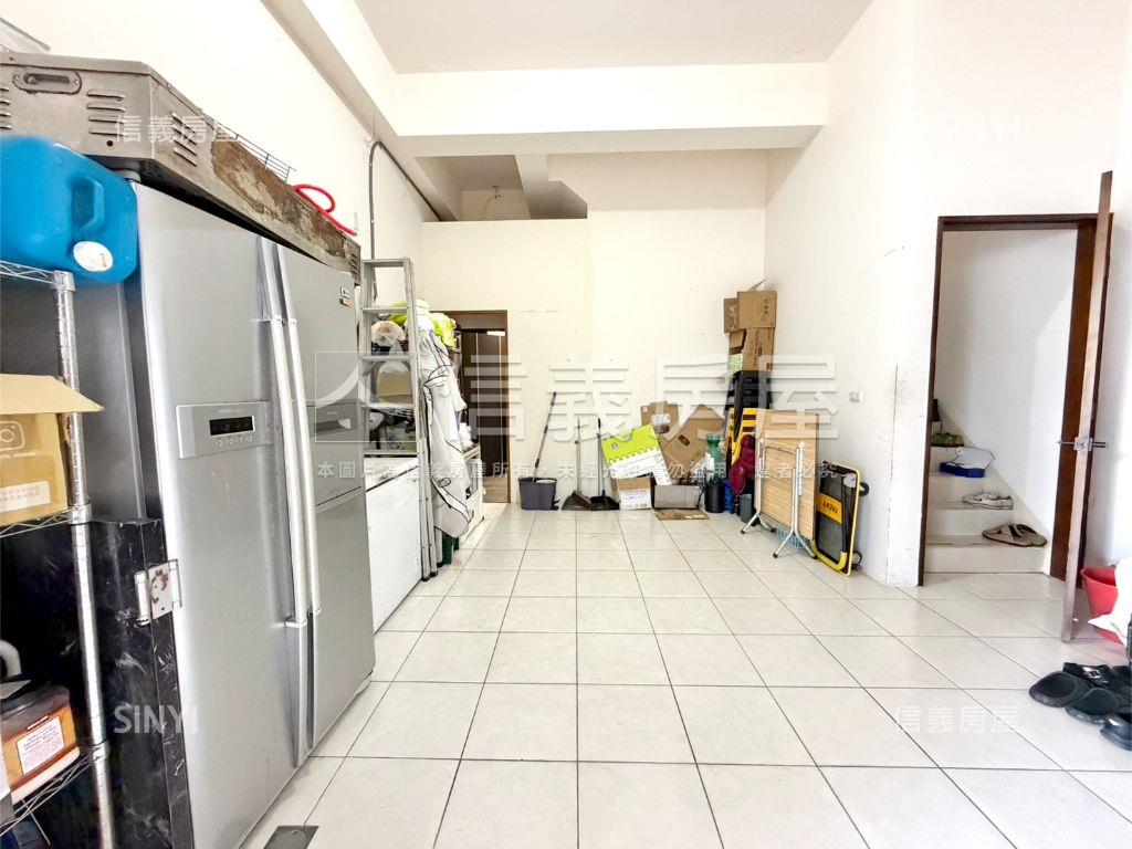竹東大同精華車庫透店房屋室內格局與周邊環境
