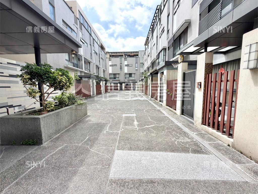 竹東大同精華車庫透店房屋室內格局與周邊環境