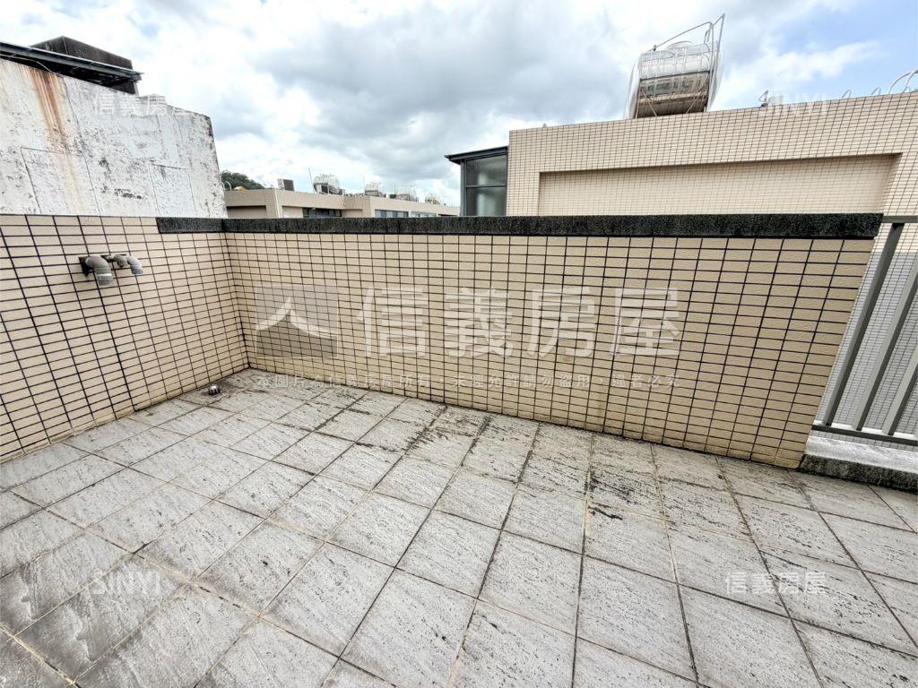 竹東大同精華車庫透店房屋室內格局與周邊環境