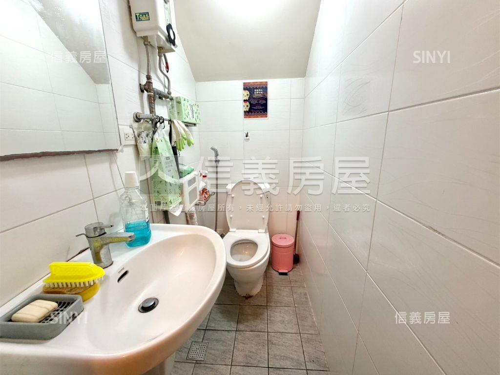 竹東大同精華車庫透店房屋室內格局與周邊環境