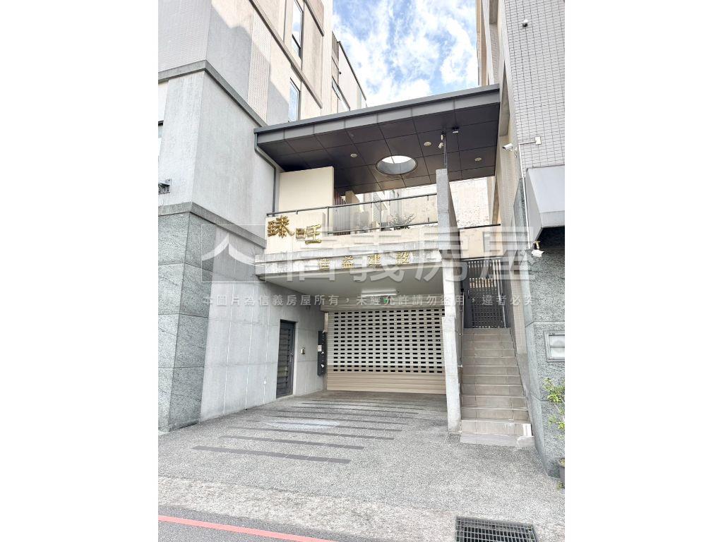 竹東大同精華車庫透店房屋室內格局與周邊環境