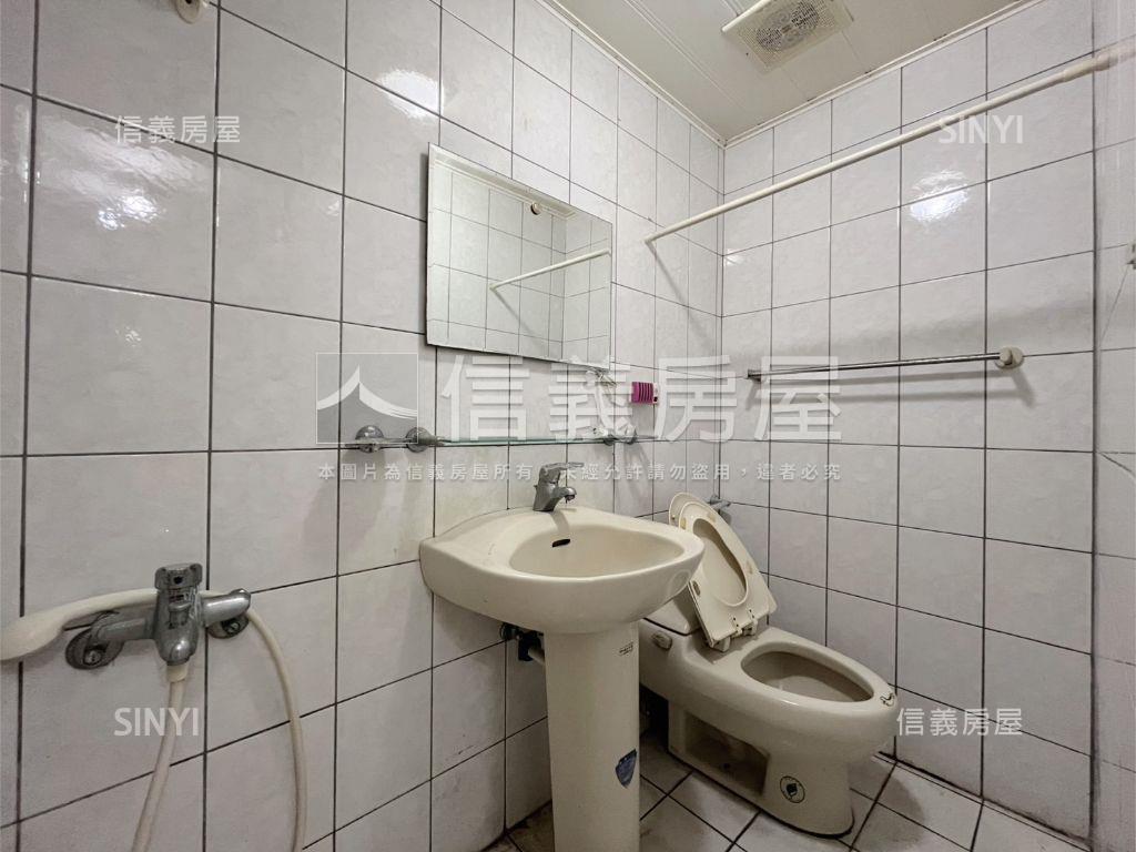 國泰民安朗境三房房屋室內格局與周邊環境