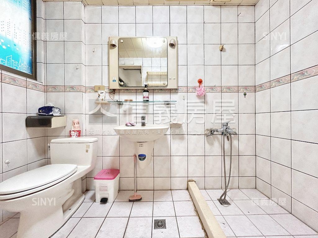 成泰路三段華廈四房房屋室內格局與周邊環境