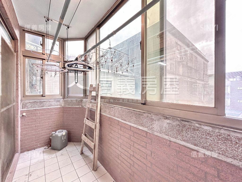 成泰路三段華廈四房房屋室內格局與周邊環境