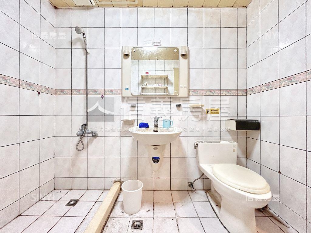 成泰路三段華廈四房房屋室內格局與周邊環境