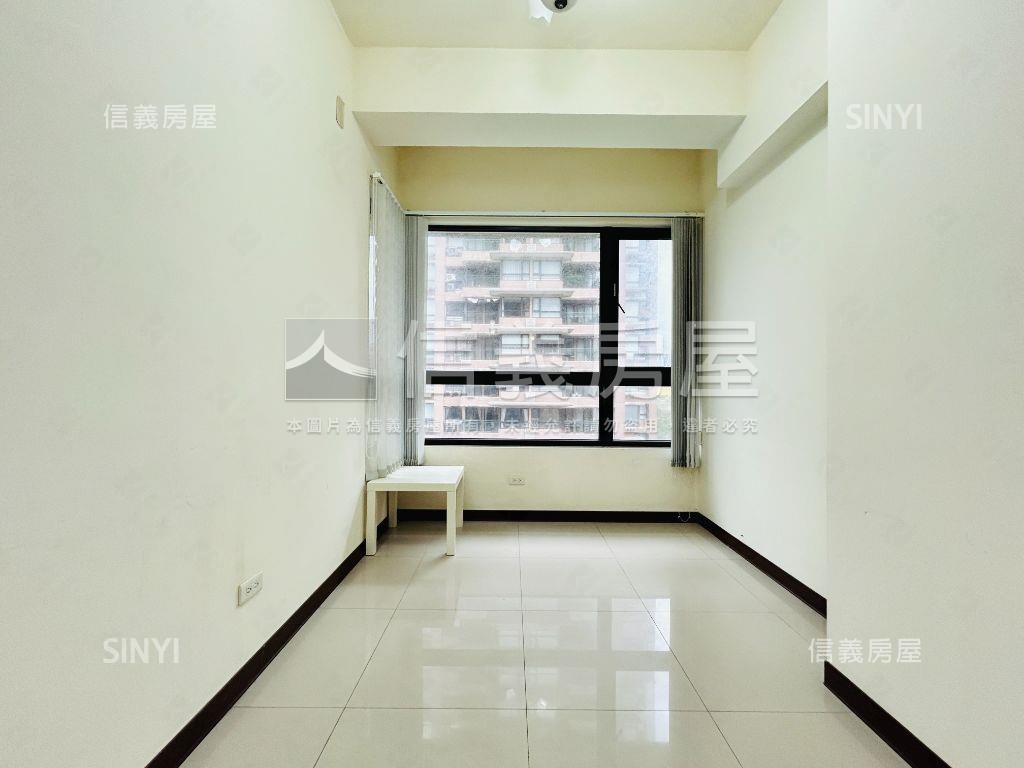 稀有‧水公園‧面中庭美屋房屋室內格局與周邊環境