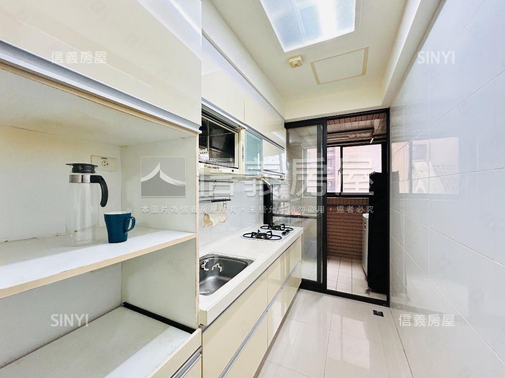 稀有‧水公園‧面中庭美屋房屋室內格局與周邊環境