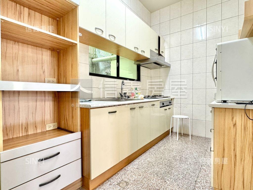 仁武濱湖美景悠美別墅房屋室內格局與周邊環境