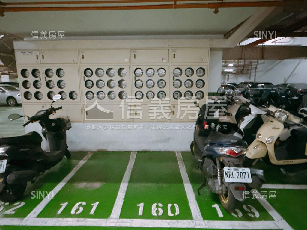 農十六紐約三房車位房屋室內格局與周邊環境