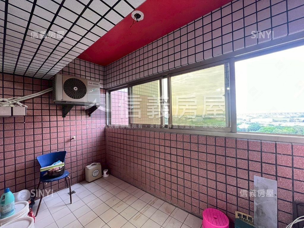 海天稀有平車高樓層帝王戶房屋室內格局與周邊環境