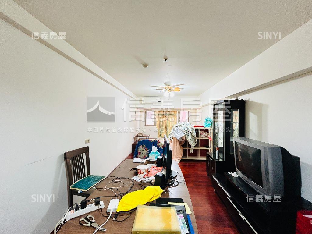 摩天高樓套房房屋室內格局與周邊環境