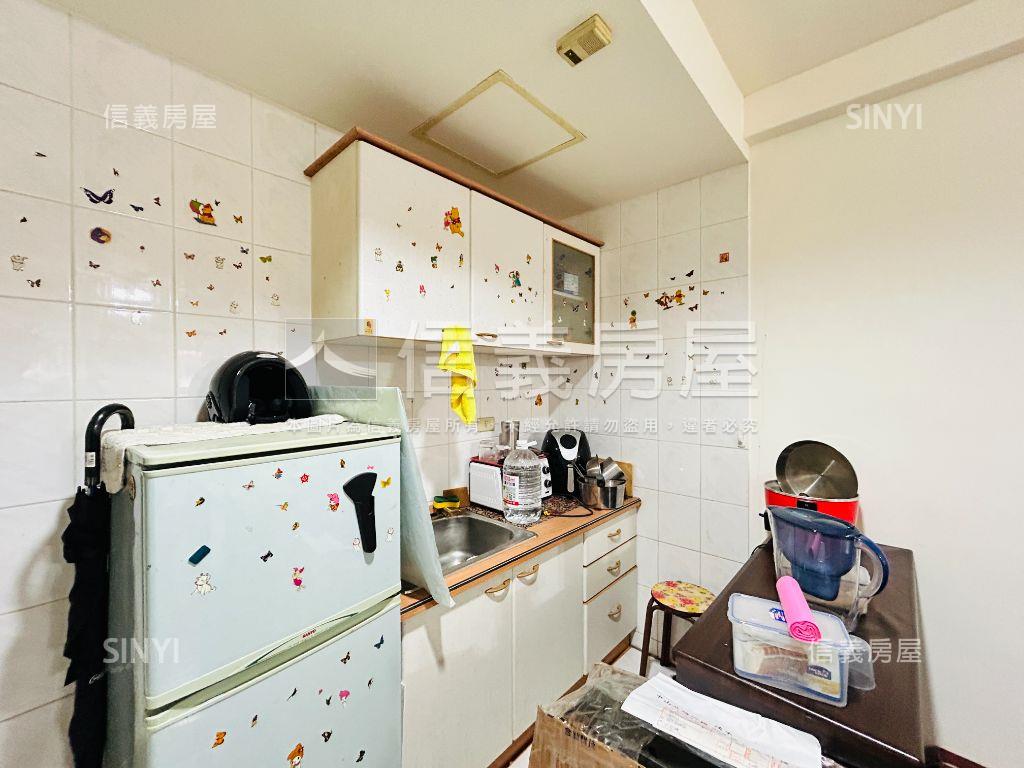 摩天高樓套房房屋室內格局與周邊環境