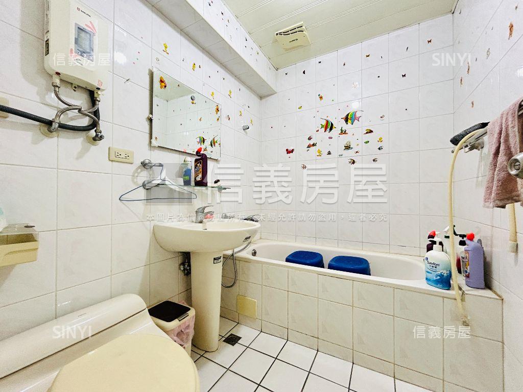 摩天高樓套房房屋室內格局與周邊環境