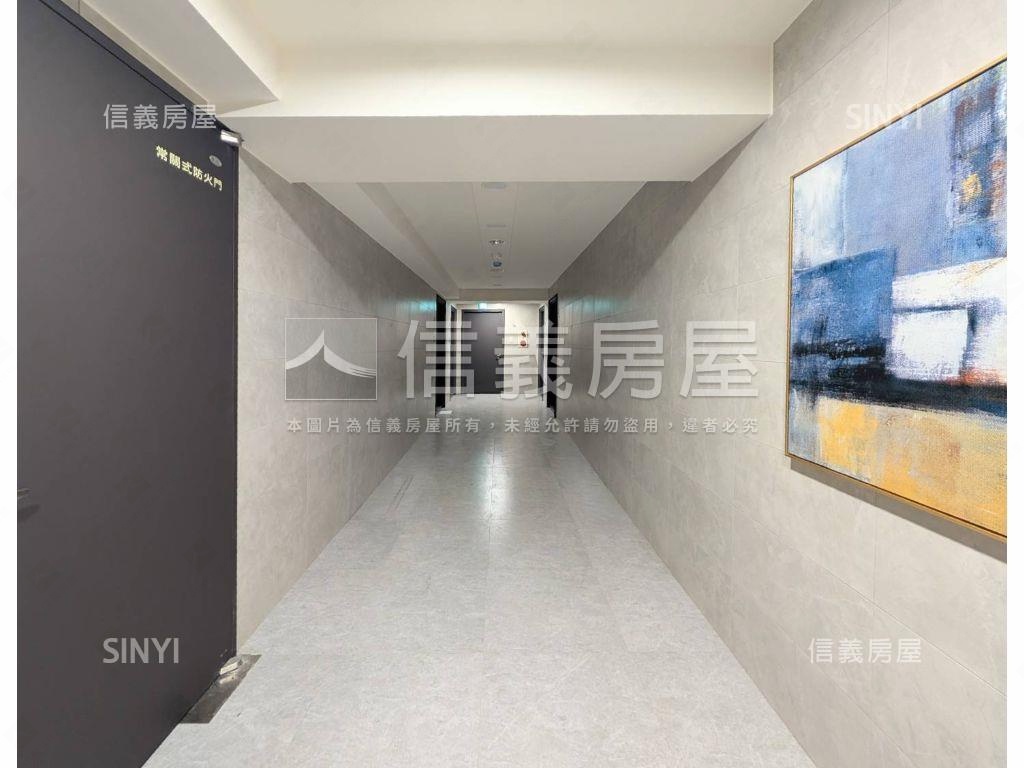 高大特區！全新美兩房平車房屋室內格局與周邊環境