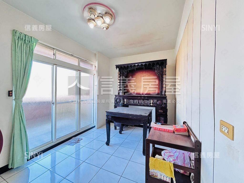 大竹夜市旁中華街透天房屋室內格局與周邊環境