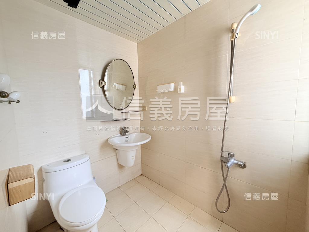 巨蛋‧博愛首排三房平車房屋室內格局與周邊環境