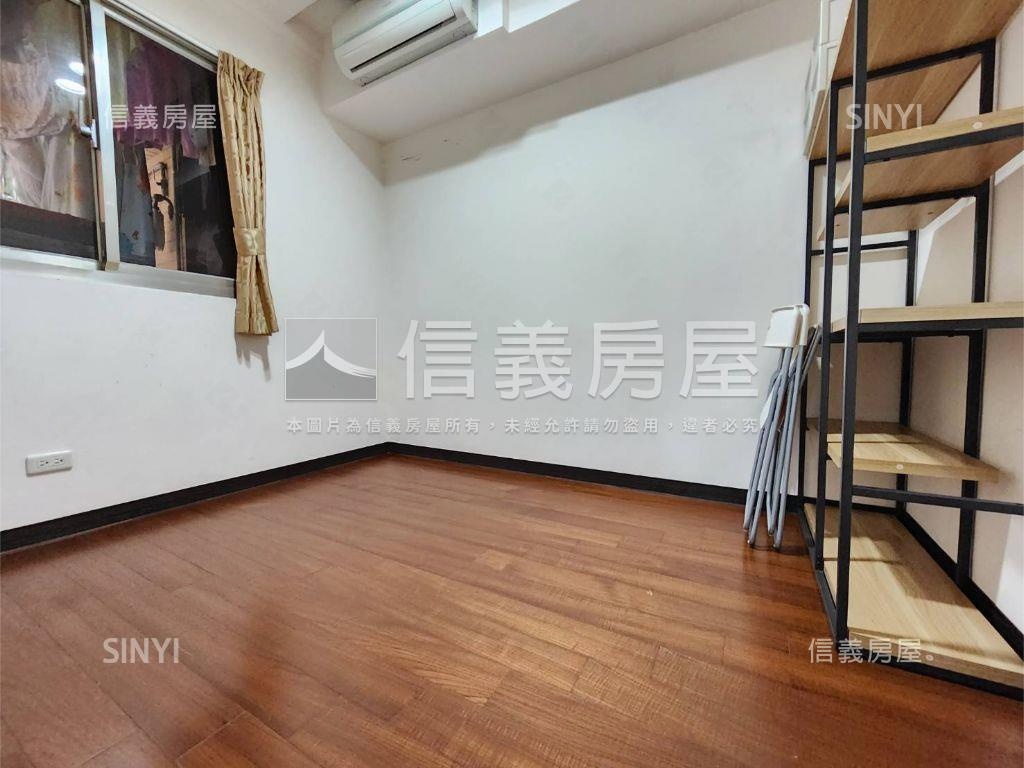 皇翔峇里島南區三房車位房屋室內格局與周邊環境