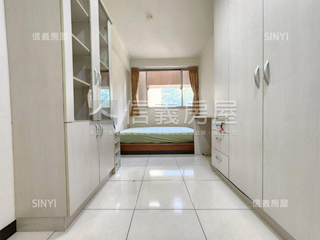 皇翔峇里島南區三房車位房屋室內格局與周邊環境