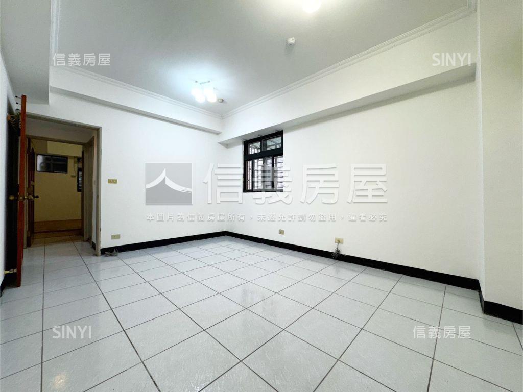 裕民路２房帶平面車位房屋室內格局與周邊環境