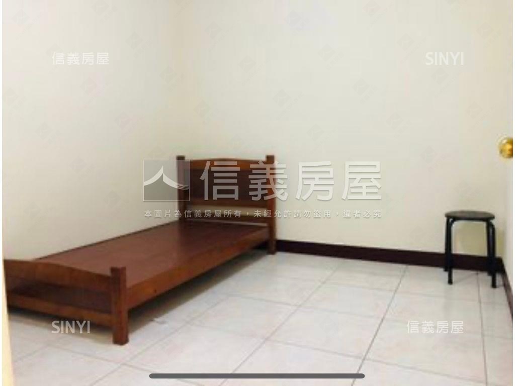 正黎明路臨路透店房屋室內格局與周邊環境