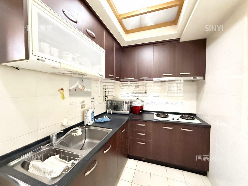 維正瀚園，近景美捷運豪邸房屋室內格局與周邊環境