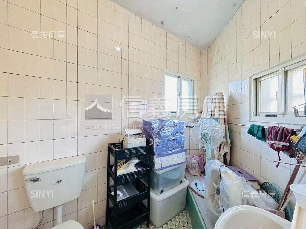 桃園市區大坪數公寓一樓房屋室內格局與周邊環境