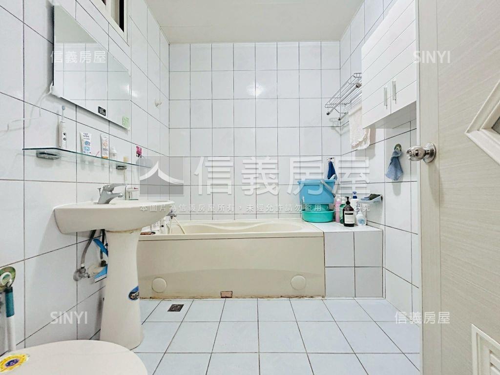 桃園市區大坪數公寓一樓房屋室內格局與周邊環境