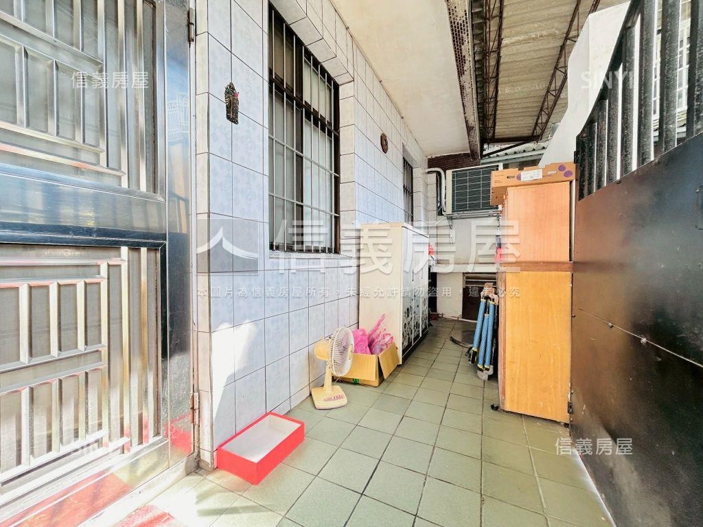 桃園市區大坪數公寓一樓房屋室內格局與周邊環境