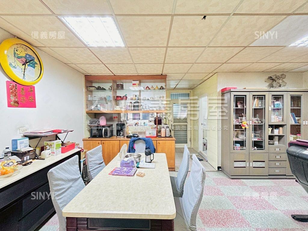 桃園市區大坪數公寓一樓房屋室內格局與周邊環境