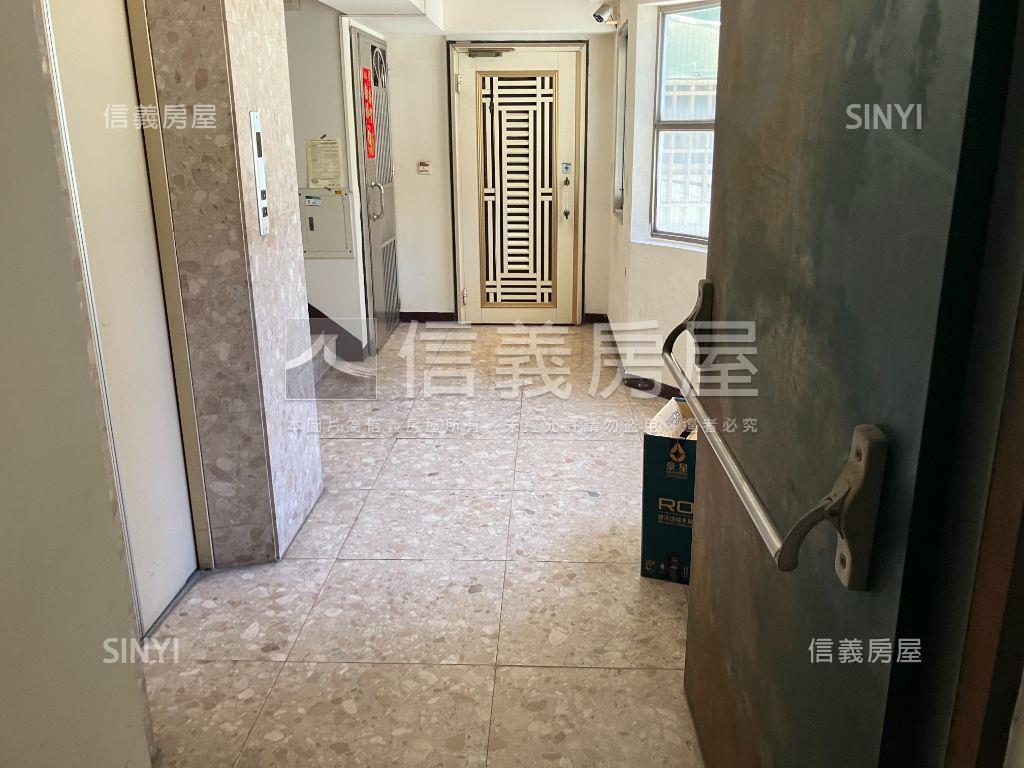 近南大附小３房華廈有車位房屋室內格局與周邊環境