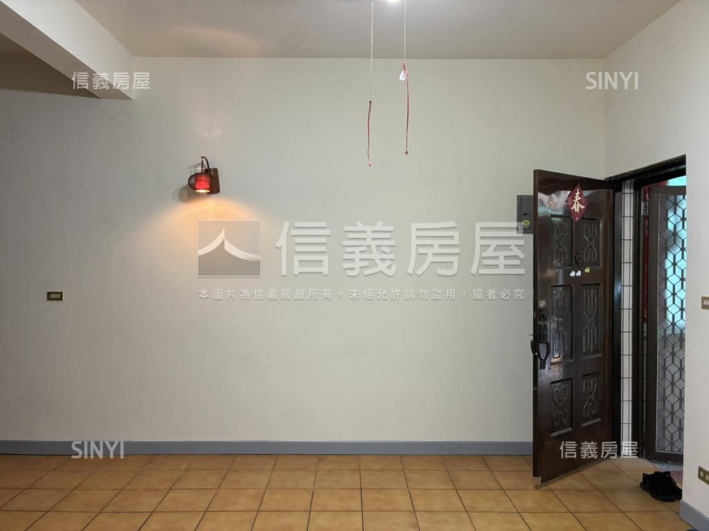五期低總價屋況佳透天房屋室內格局與周邊環境