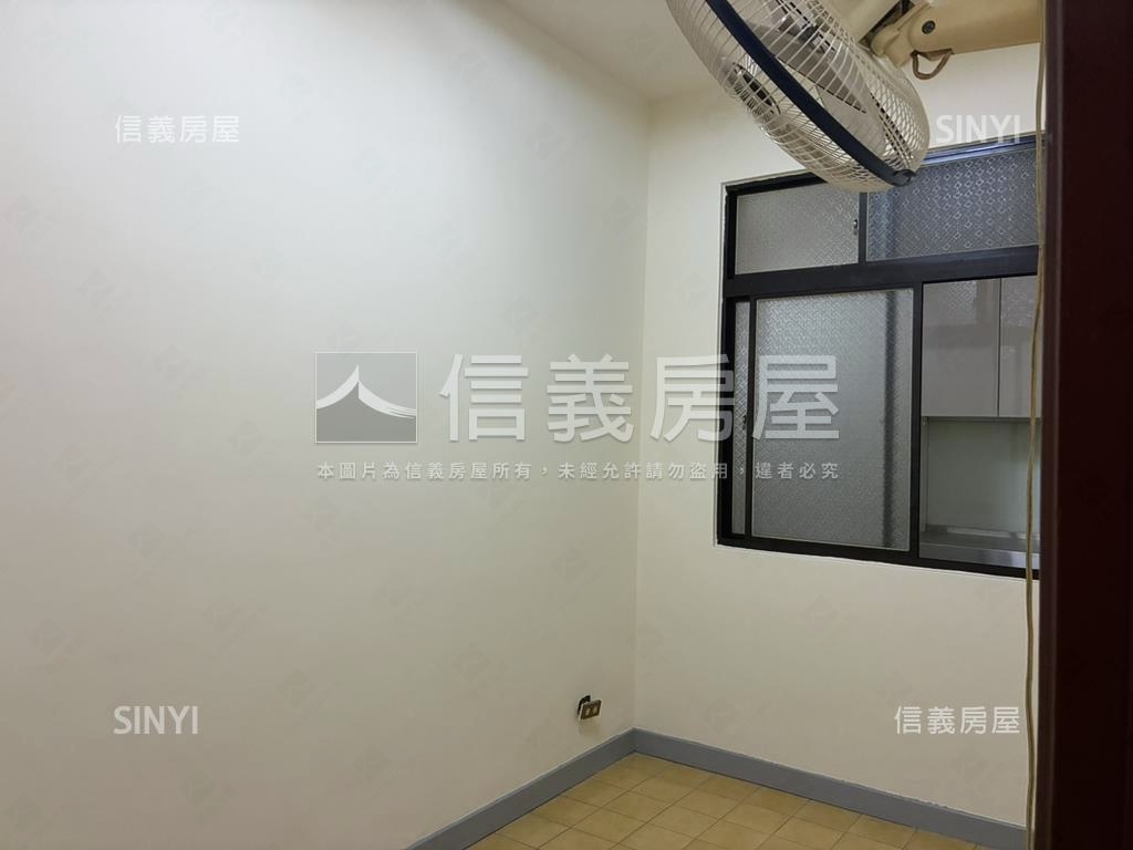 五期低總價屋況佳透天房屋室內格局與周邊環境