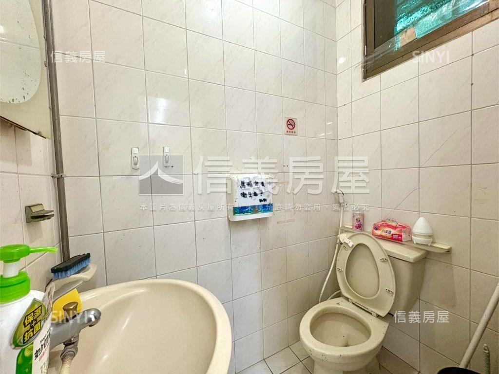 延壽街雙併華廈店面房屋室內格局與周邊環境