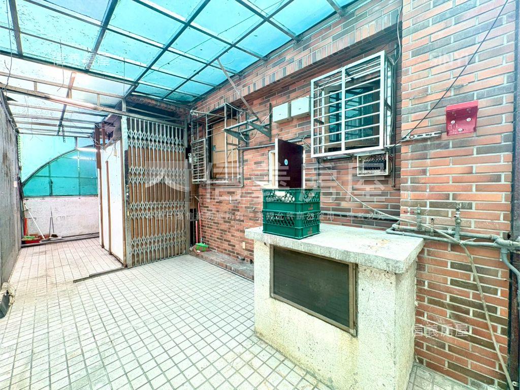延壽街雙併華廈店面房屋室內格局與周邊環境
