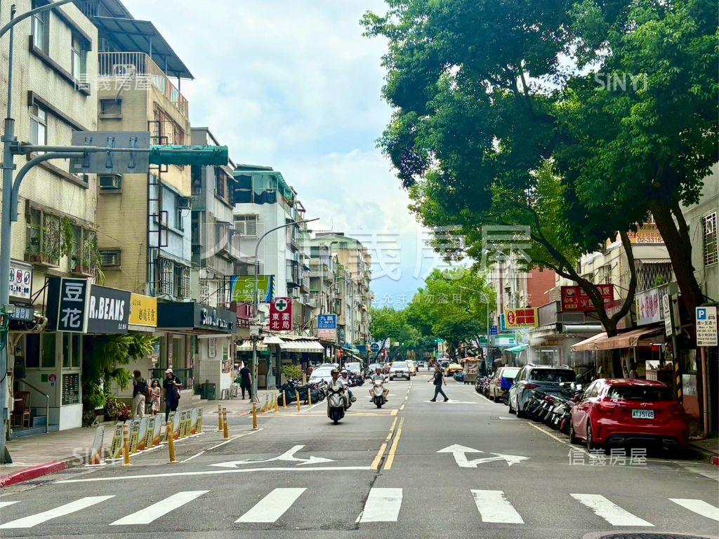 延壽街雙併華廈店面房屋室內格局與周邊環境