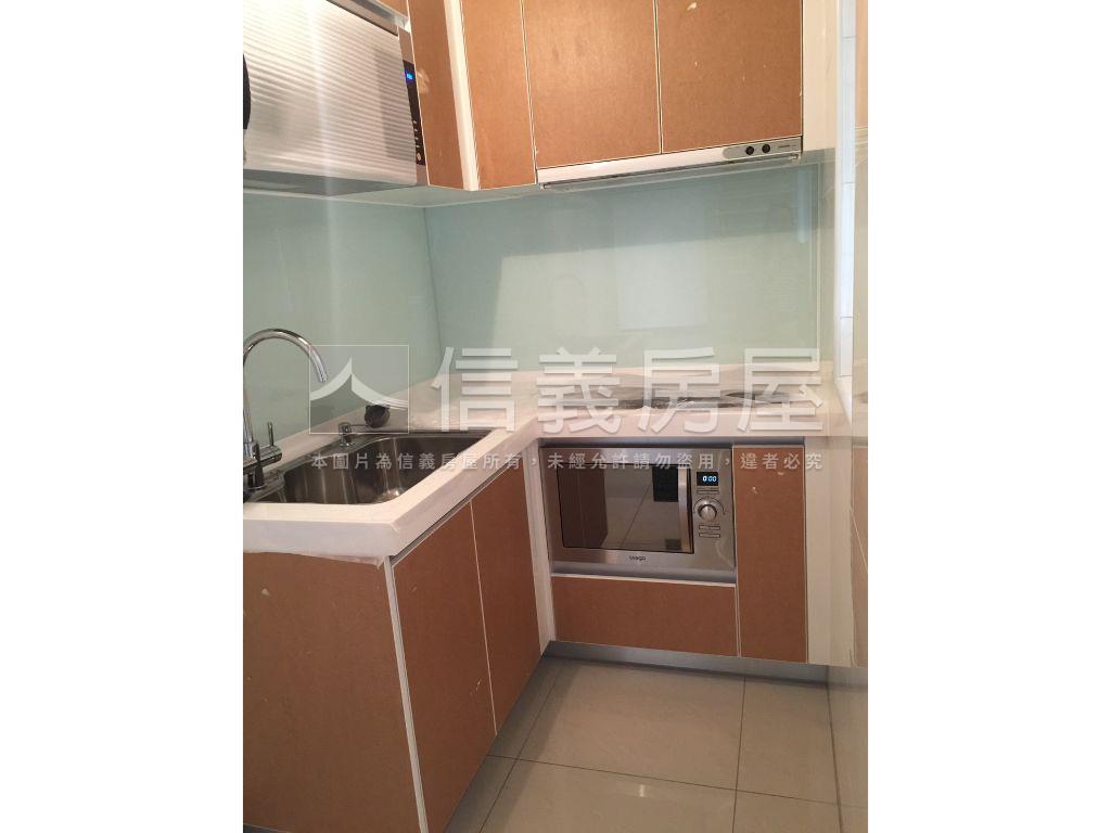 伯爵面公園景觀兩房房屋室內格局與周邊環境